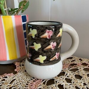 1979-85 Linda Huey Vintage Handmade Ceramic Pottery Mug Ice Cream Artist Art